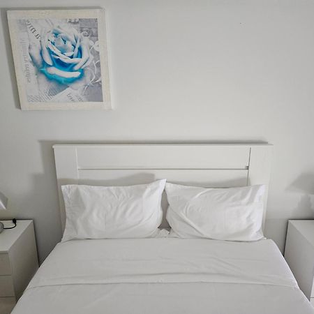 Bella Italia Coronel Miranda Guest House ポンタ・デルガダ エクステリア 写真