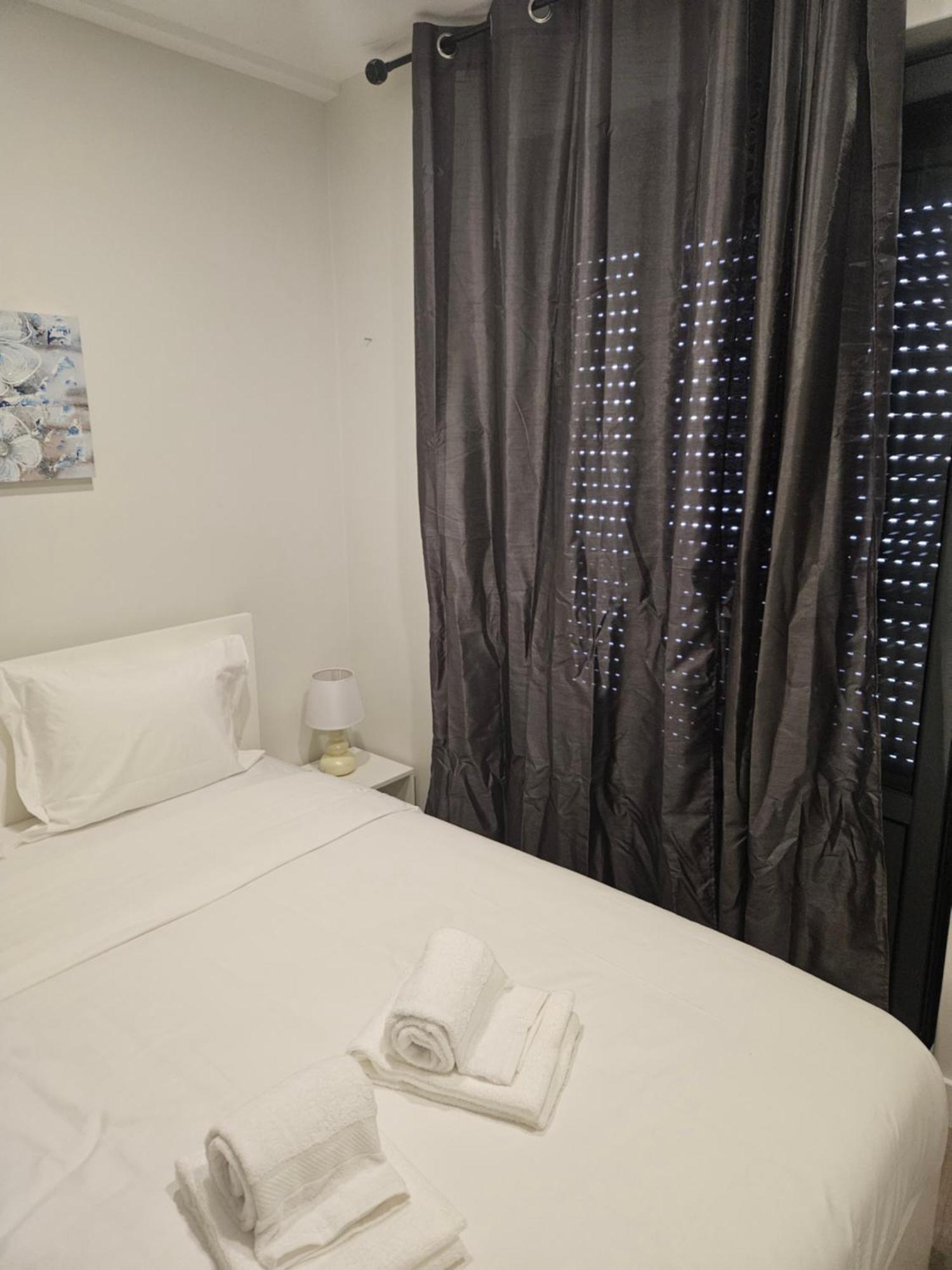 Bella Italia Coronel Miranda Guest House ポンタ・デルガダ エクステリア 写真