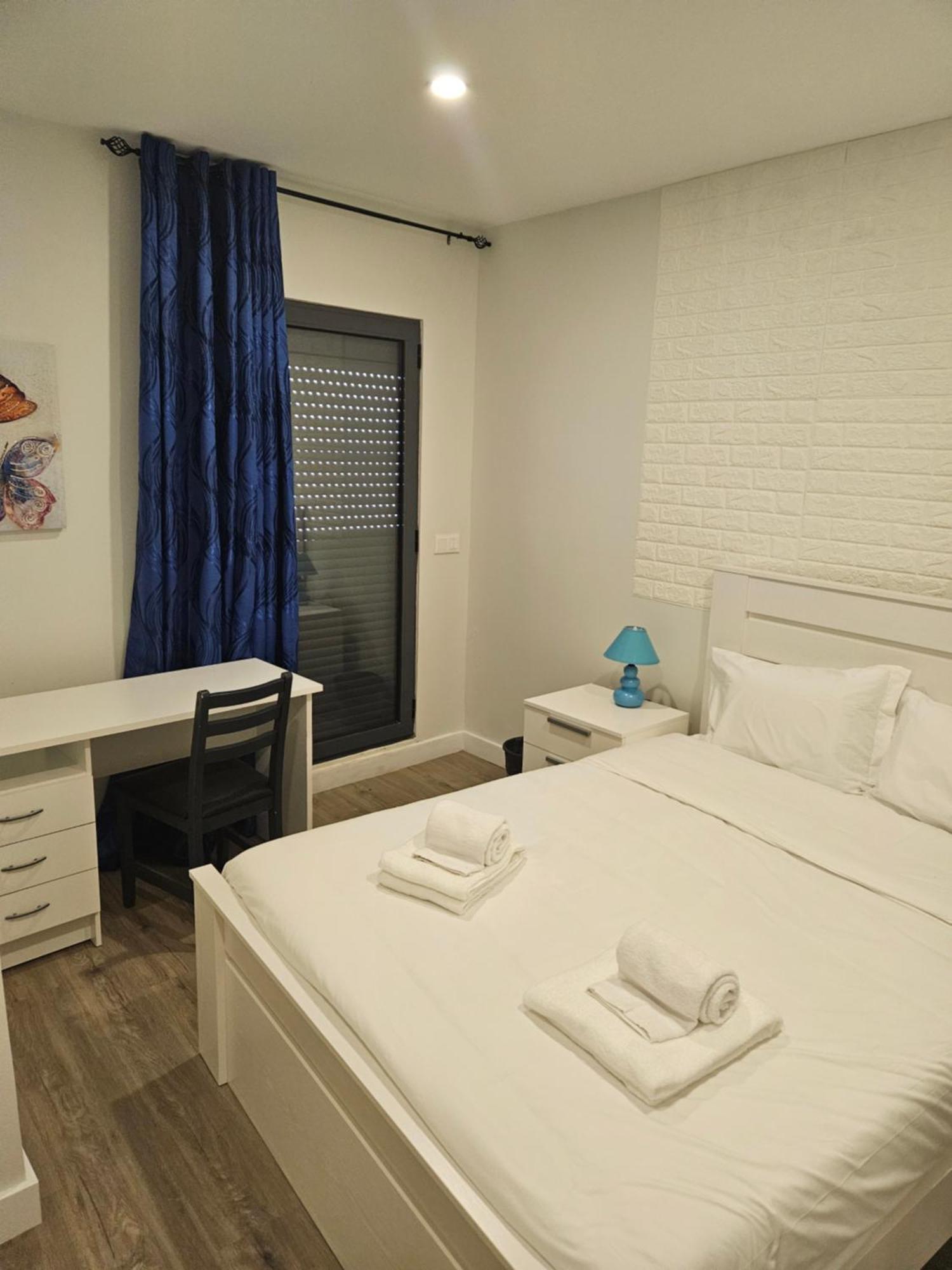 Bella Italia Coronel Miranda Guest House ポンタ・デルガダ エクステリア 写真