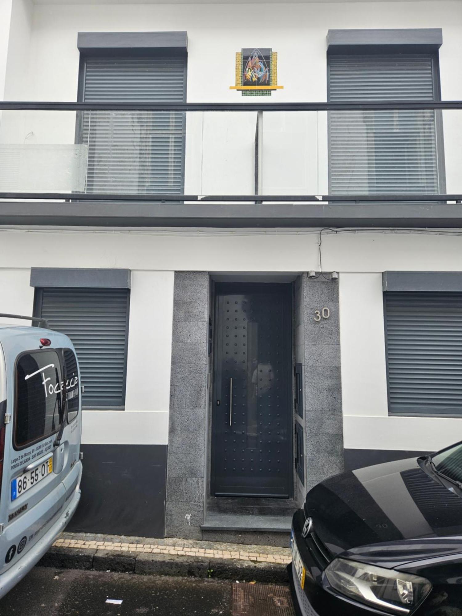 Bella Italia Coronel Miranda Guest House ポンタ・デルガダ エクステリア 写真