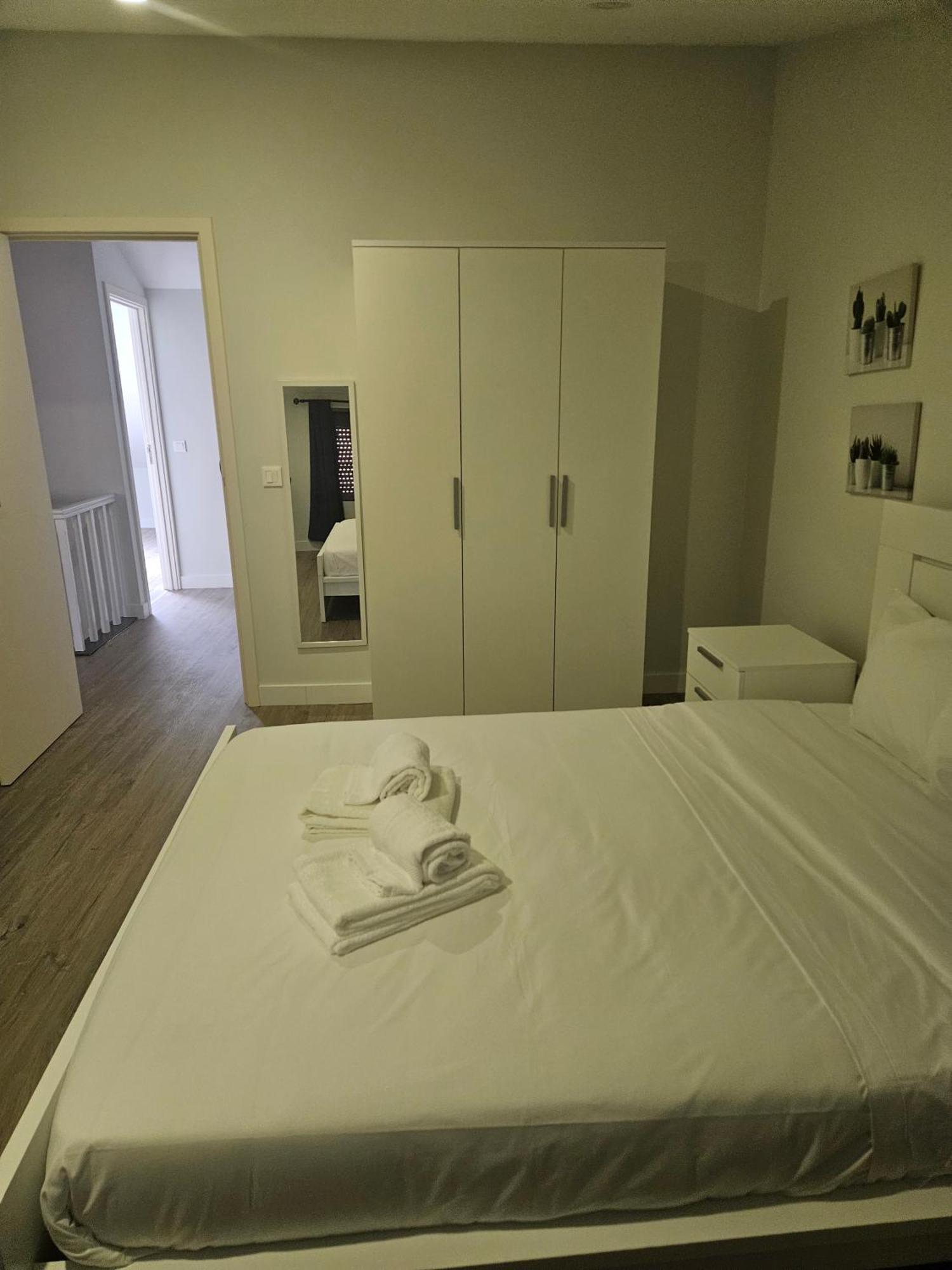 Bella Italia Coronel Miranda Guest House ポンタ・デルガダ エクステリア 写真