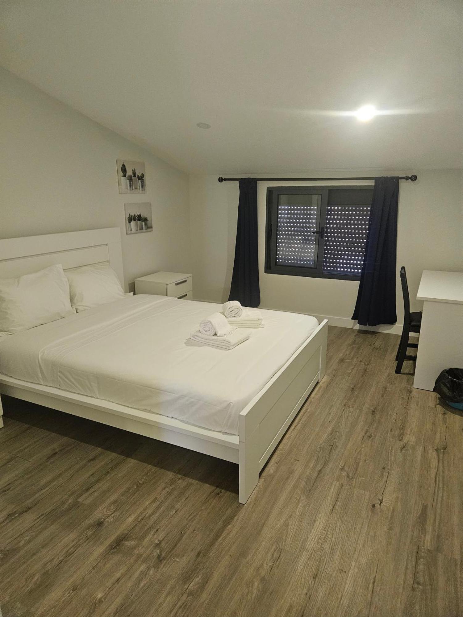 Bella Italia Coronel Miranda Guest House ポンタ・デルガダ エクステリア 写真
